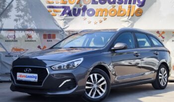 HYUNDAI i30 full