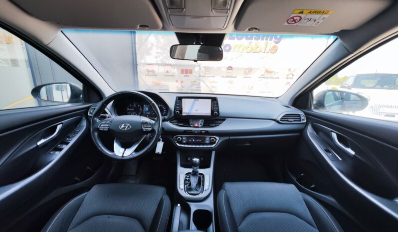 HYUNDAI i30 full