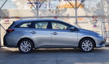 TOYOTA AURIS full