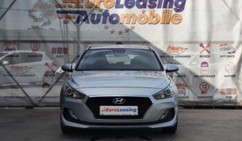 HYUNDAI i30 full