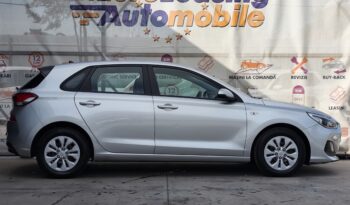 HYUNDAI i30 full