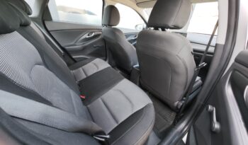 HYUNDAI i30 full