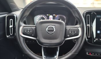 VOLVO XC40 full