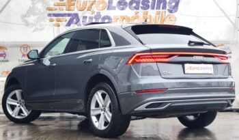 AUDI Q8 full