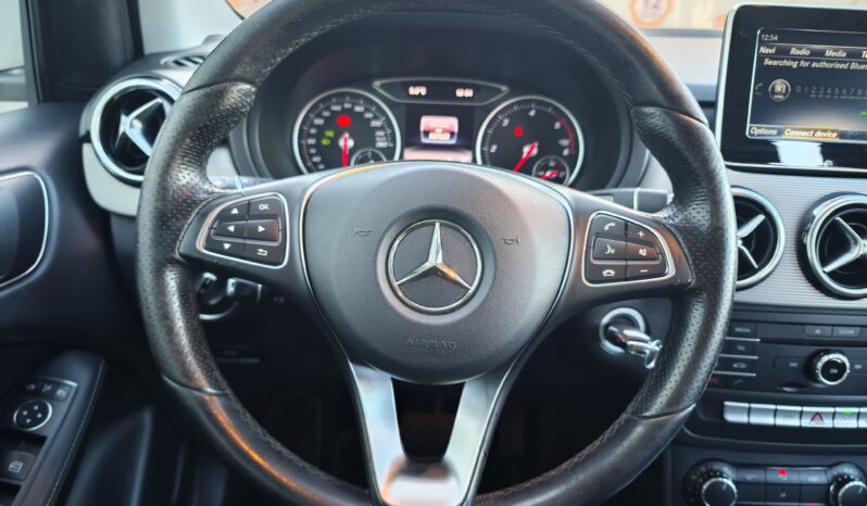 MERCEDES BENZ B full