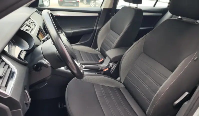 
								SKODA OCTAVIA full									