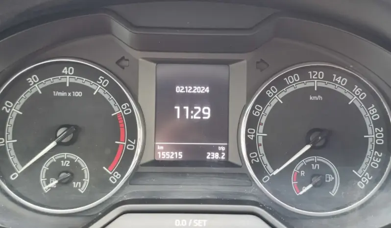 
								SKODA OCTAVIA full									