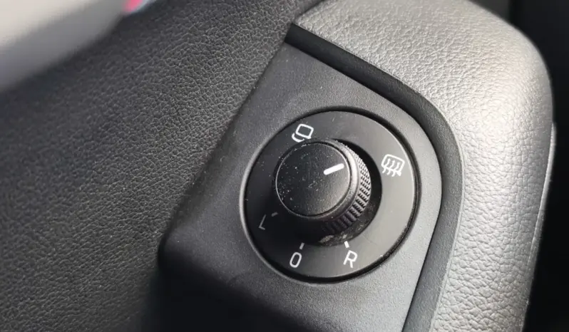 
								SKODA OCTAVIA full									