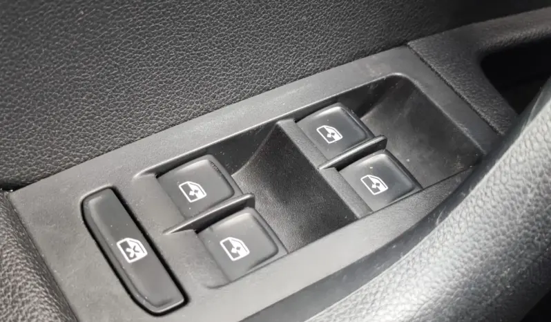 
								SKODA OCTAVIA full									