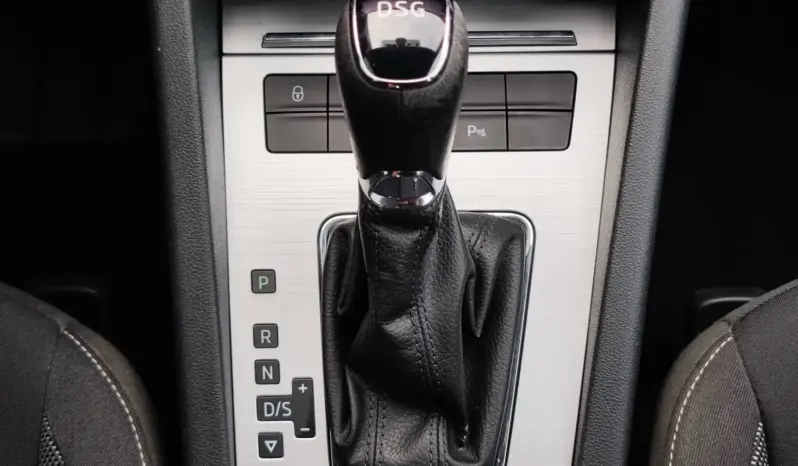 
								SKODA OCTAVIA full									