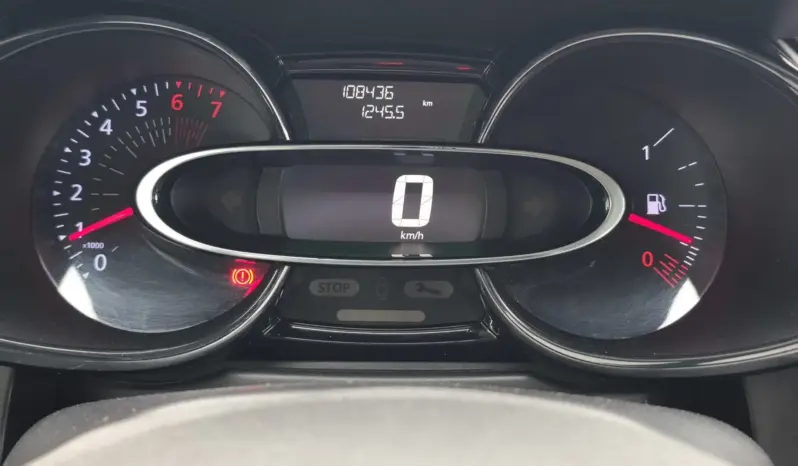 
								RENAULT CLIO full									