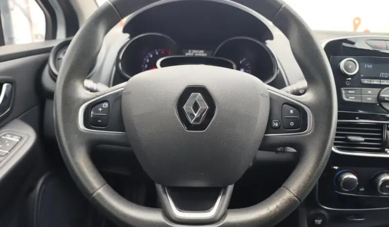 
								RENAULT CLIO full									