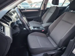 
										VOLKSWAGEN PASSAT full									