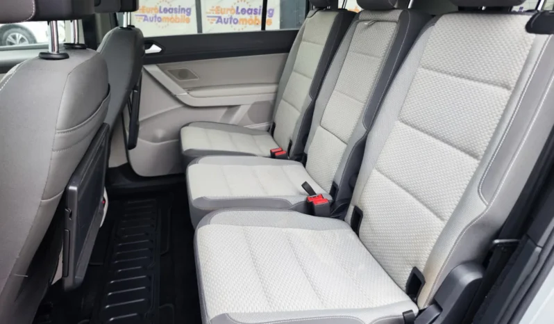 
								VOLKSWAGEN TOURAN full									