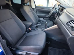 
										VOLKSWAGEN POLO full									