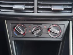 
										VOLKSWAGEN POLO full									