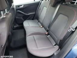 
										FORD FOCUS full									