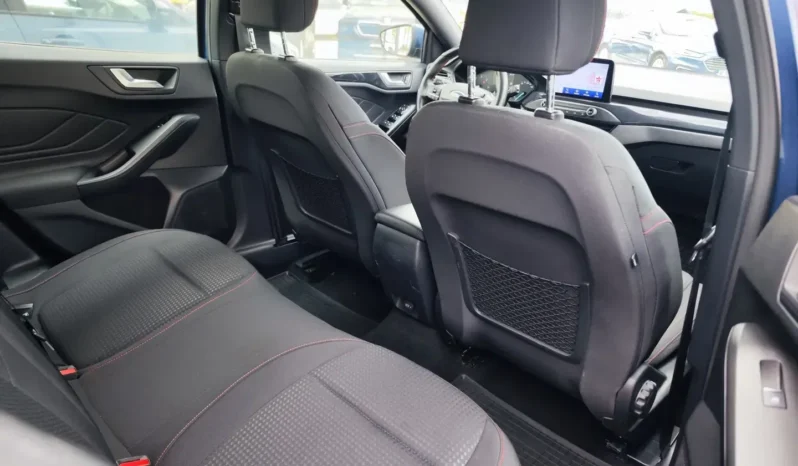 
								FORD FOCUS full									