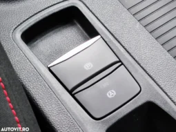 
										FORD FOCUS full									