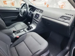 
										VOLKSWAGEN GOLF full									