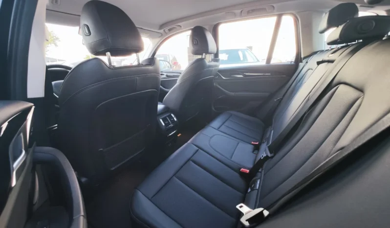 
								BMW X3 full									