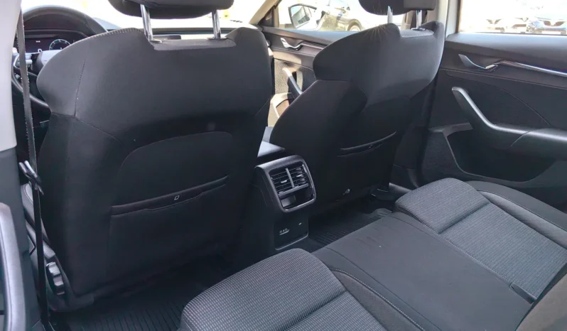 
								SKODA OCTAVIA full									