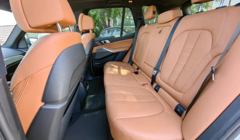 
								BMW X5 full									