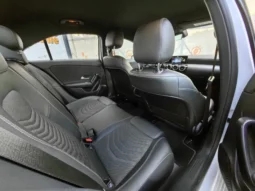 
										MERCEDES BENZ A 180 full									