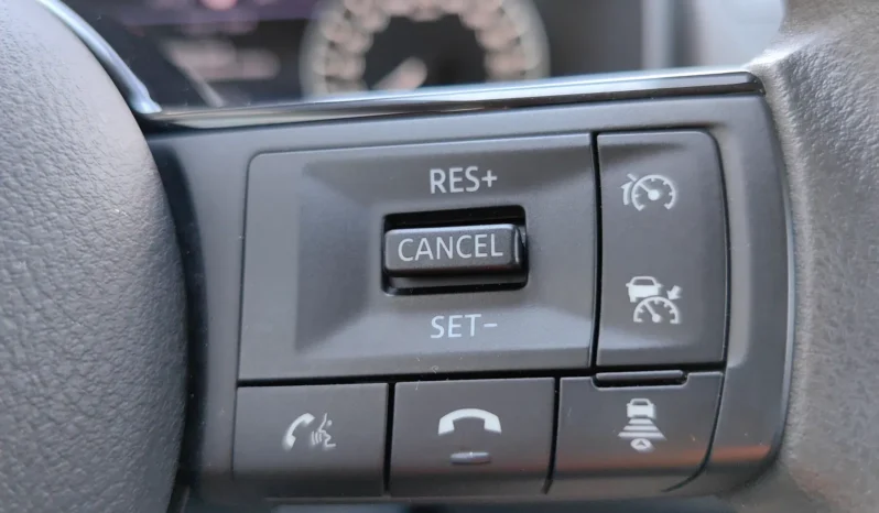 
								NISSAN QASHQAI full									