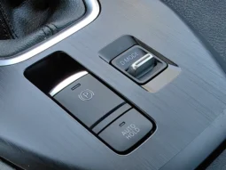 
										NISSAN QASHQAI full									