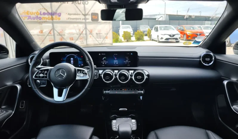 
								MERCEDES BENZ CLA 180 full									