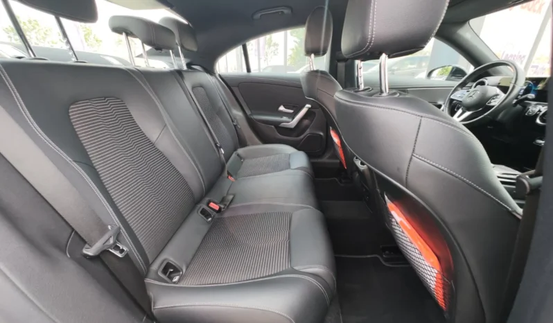 
								MERCEDES BENZ CLA 180 full									