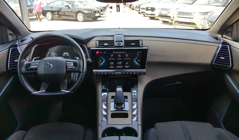 
								DS AUTOMOBILES DSA DS7 CROSSBACK full									