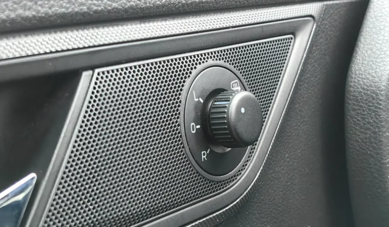 
								SKODA FABIA full									