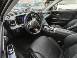
										MERCEDES BENZ C full									