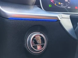 
										MERCEDES BENZ C full									