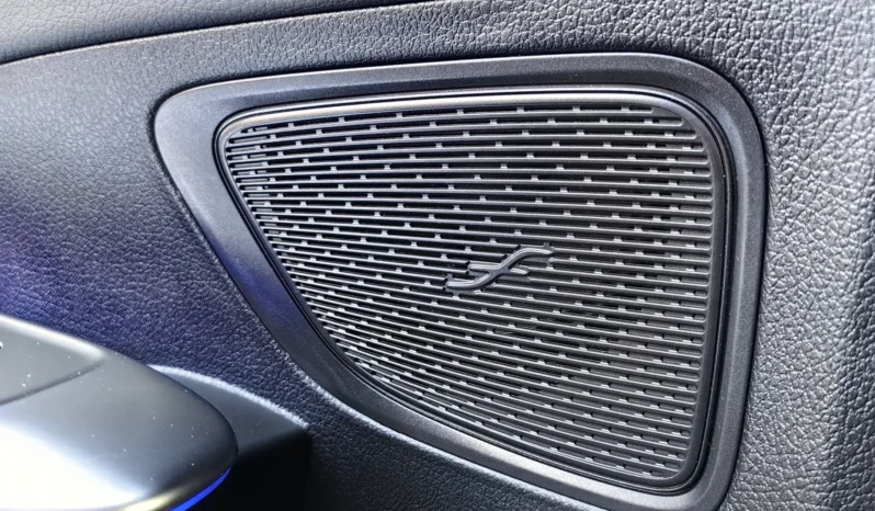 
								MERCEDES BENZ C full									