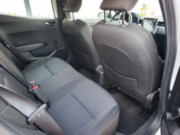 
										RENAULT CLIO full									
