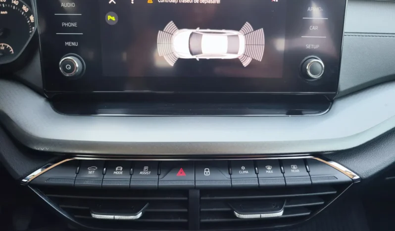 
								SKODA OCTAVIA full									