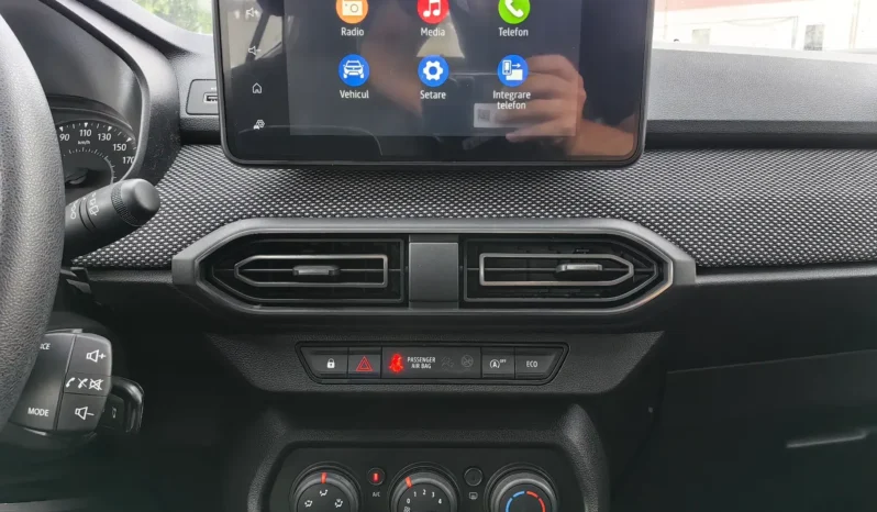 
								DACIA SANDERO full									