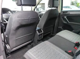 
										VOLKSWAGEN TIGUAN full									