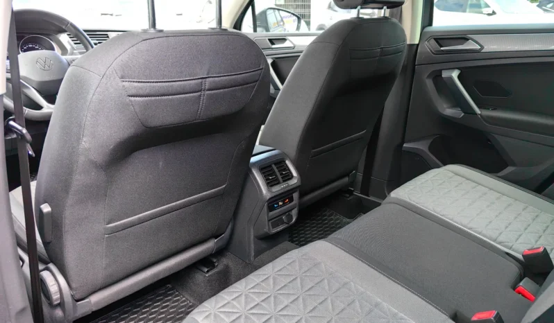 
								VOLKSWAGEN TIGUAN full									