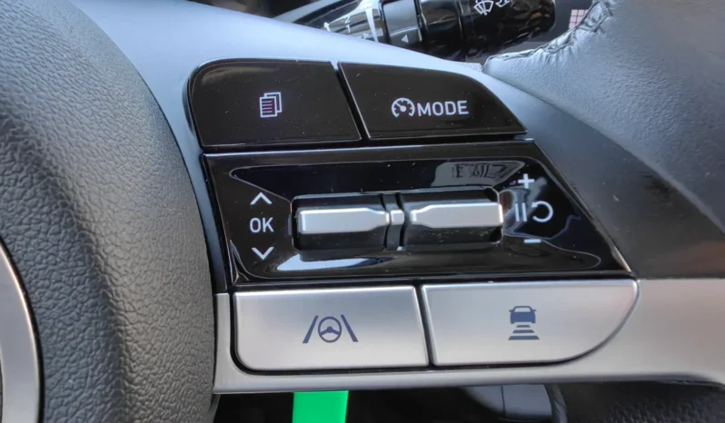 
								HYUNDAI ELANTRA full									