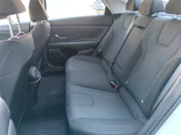 
										HYUNDAI ELANTRA full									