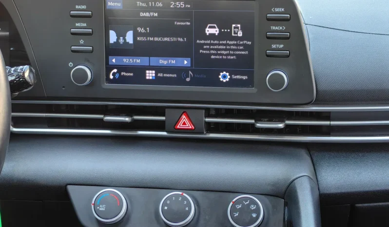 
								HYUNDAI ELANTRA full									