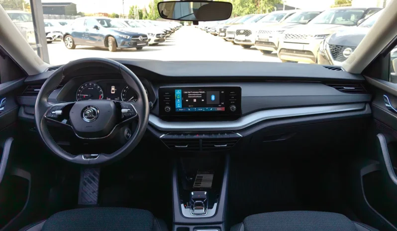 
								SKODA OCTAVIA full									