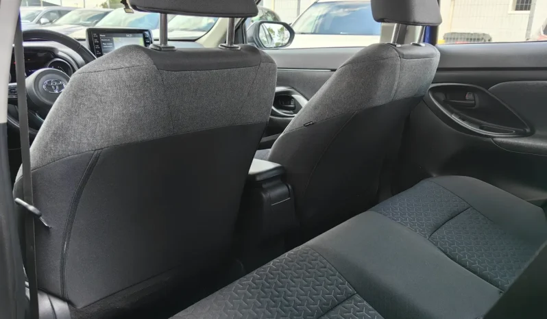 
								TOYOTA YARIS full									