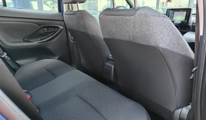 
								TOYOTA YARIS full									
