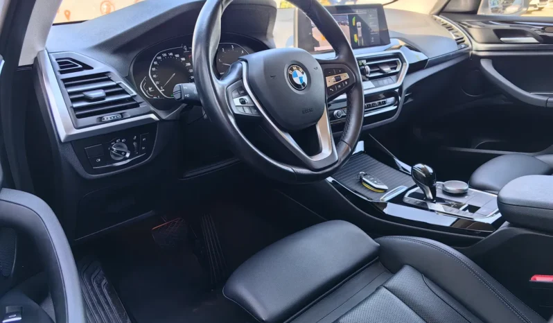 
								BMW X3 full									