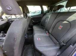 
										SEAT ARONA full									